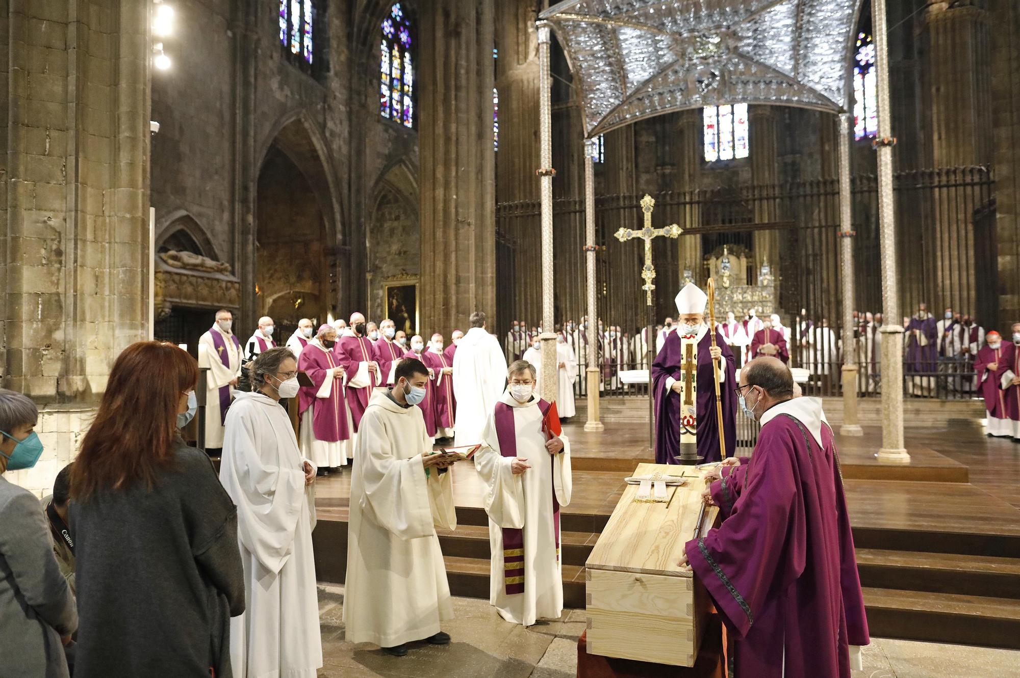 La Catedral de Girona s'omple per acomiadar Francesc Pardo