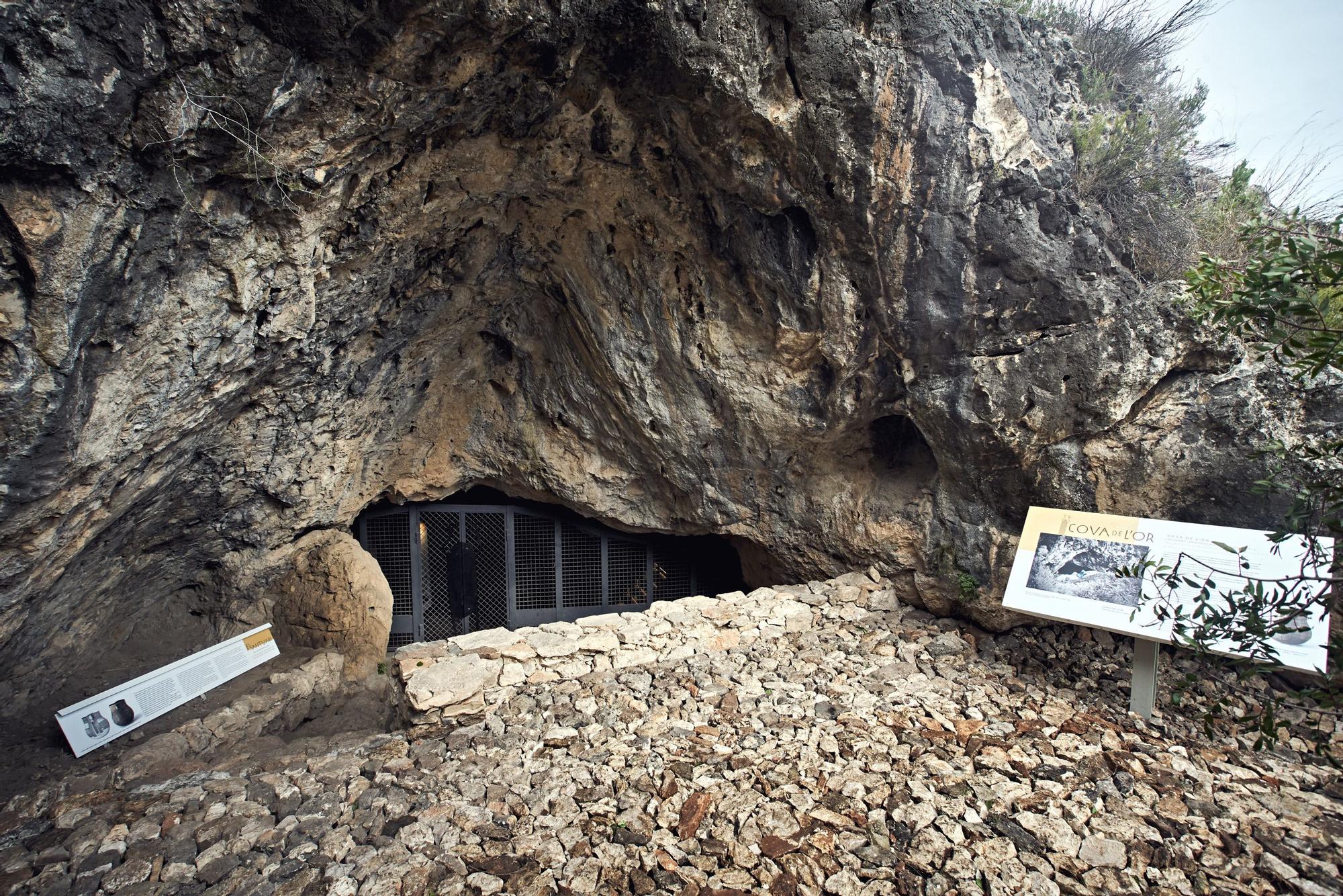 La Cova de l'Or se abre a las visitas