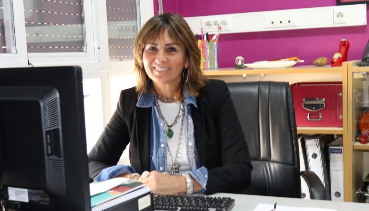 Noel Manzanares és directora del CEIP Grangel Mascarós de l'Alcora.