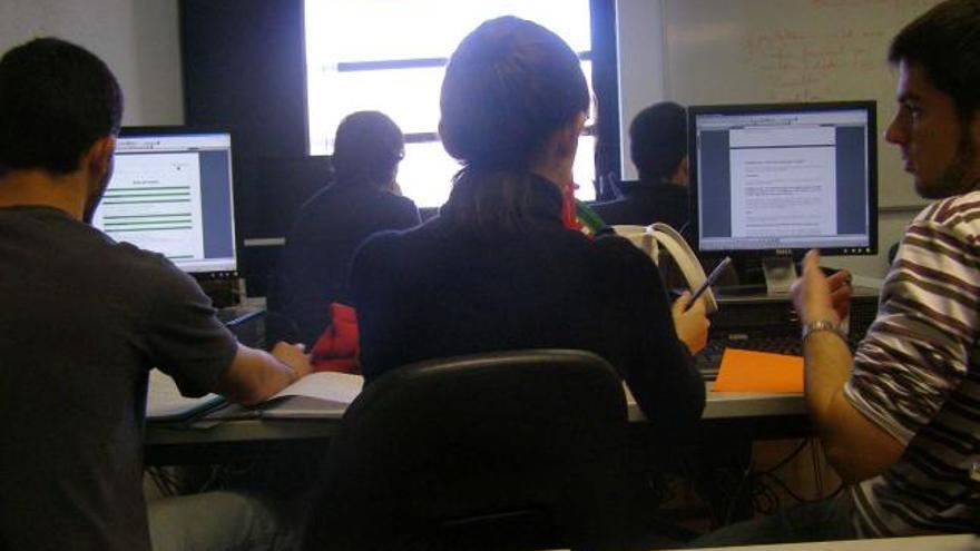 Aula de informática del edificio Beatriu de Pinós del campus de Palma.