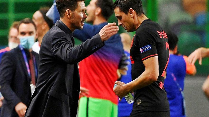 Simeone dona ànims als seus jugadors.