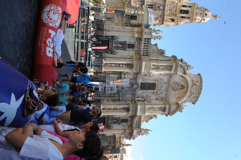 Baloncesto 3x3 en la Plaza Belluga