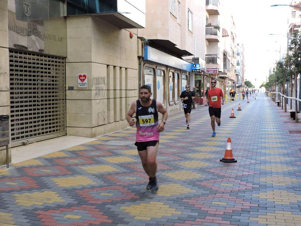 Estos todas las imágenes de la Media Maratón de Águilas