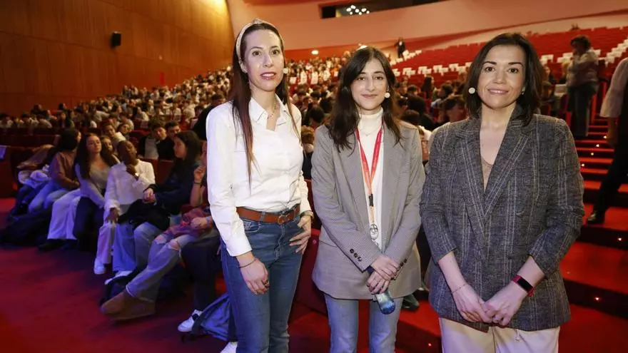 Investigadoras de Avilés animan a las niñas a "perseverar" en sus estudios tecnológicos