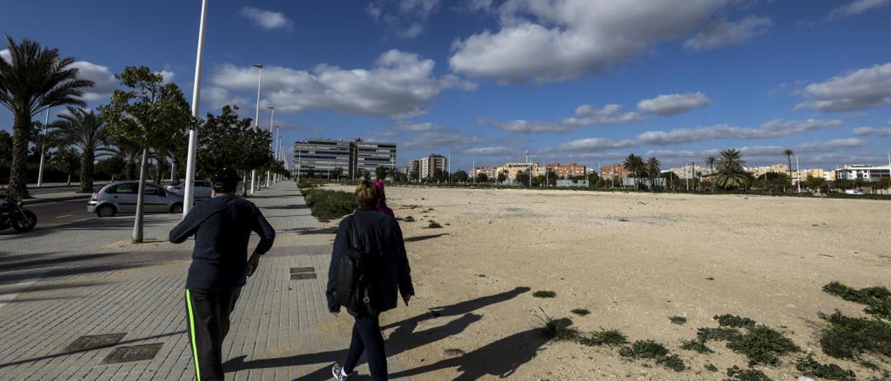 Vista del solar donde se ubicará el nuevo instituto público.