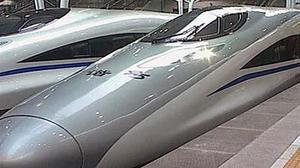 La Xina inaugura la línia de tren d’alta velocitat més llarga del món.