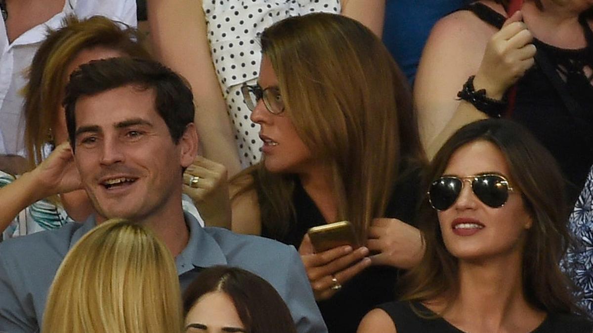 Iker Casillas y Sara Carbonero durante el concierto de Alejandro Sanz