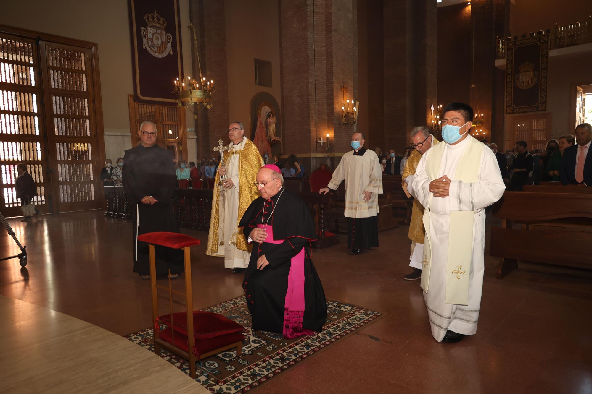 Las imágenes de la misa y la procesión del día de Sant Pasqual en Vila-real