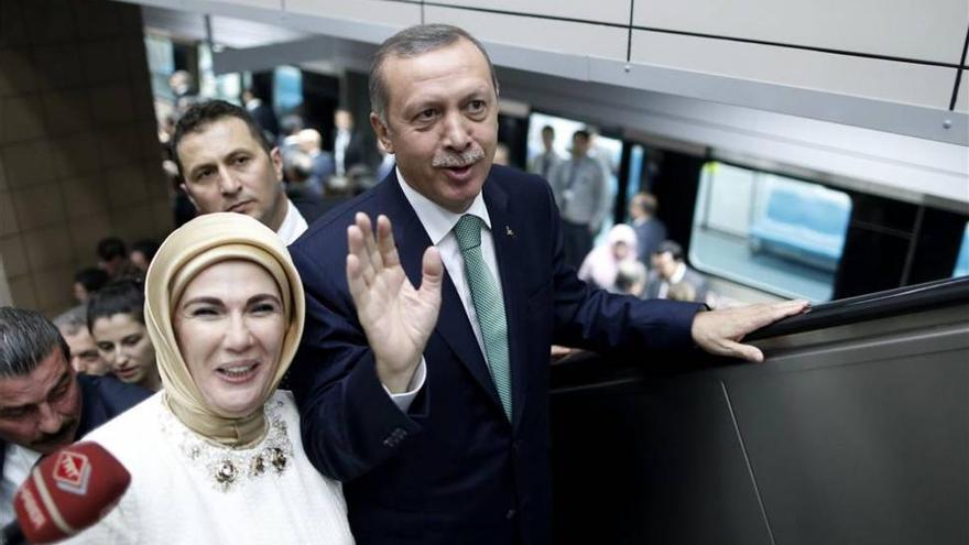 Erdogan dice que la igualdad entre sexos es &quot;antinatural&quot;