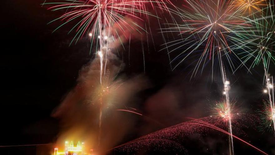 Los feriantes critican la marcha anticipada de atracciones en las fiestas de Vilagarcía