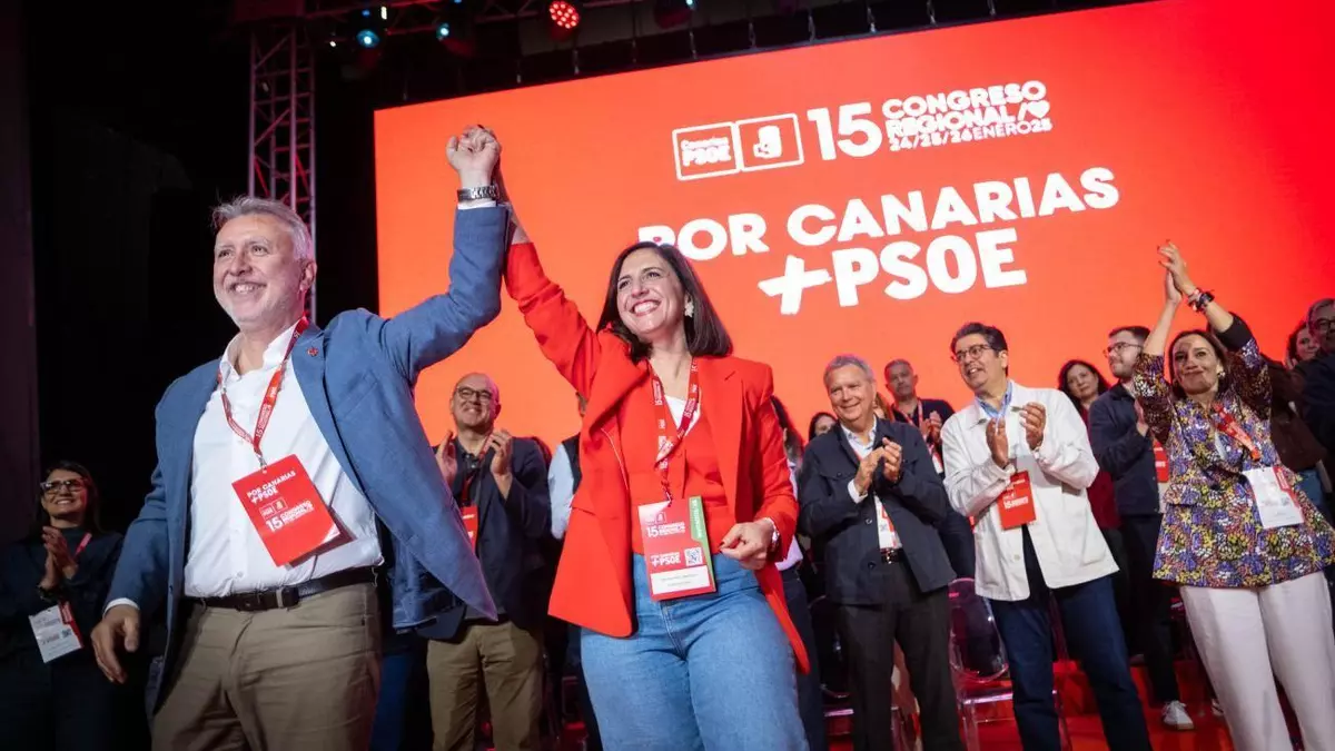 El PSOE se vuelca con Torres: "No hay ninguna duda de tu integridad"