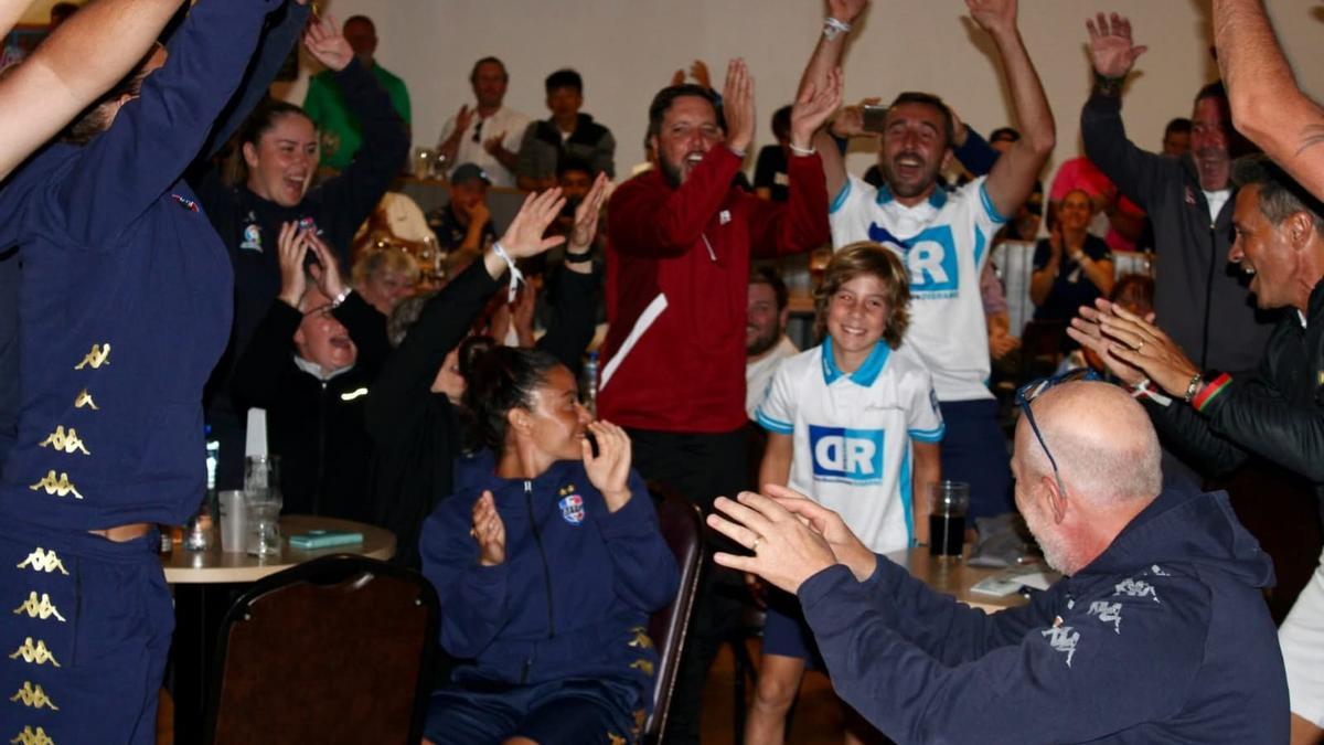 Ovación a Amancio en el Masters celebrado en Inglaterra.