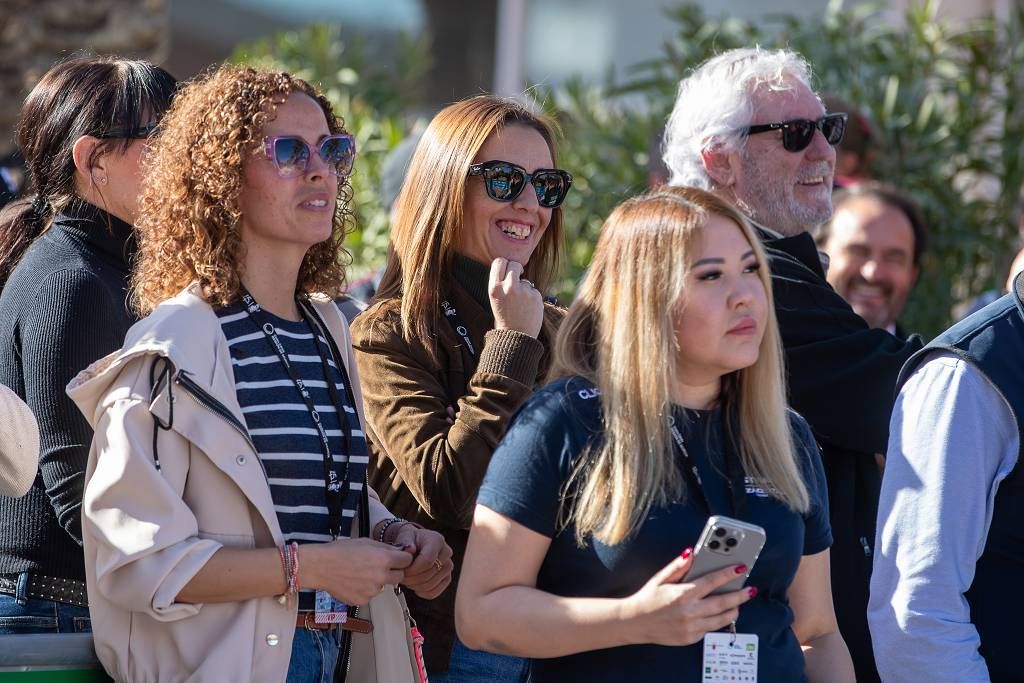 Vuelta Ciclista a Murcia: imágenes de la salida en Jumilla