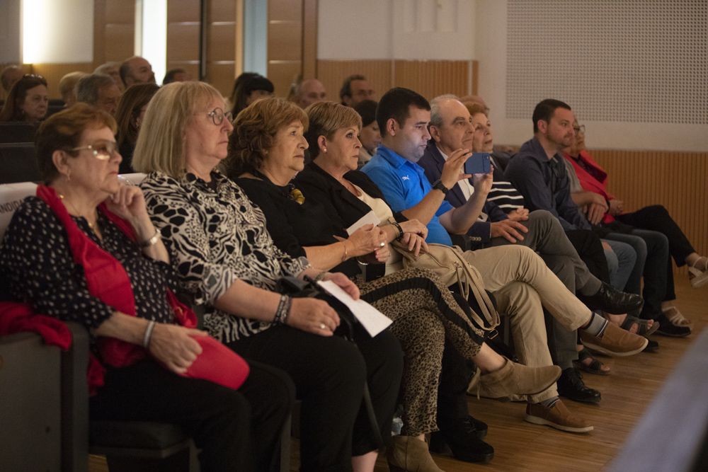 Acto de campaña de Iniciativa Porteña en el Teatro de Begoña del Puerto de Sagunto