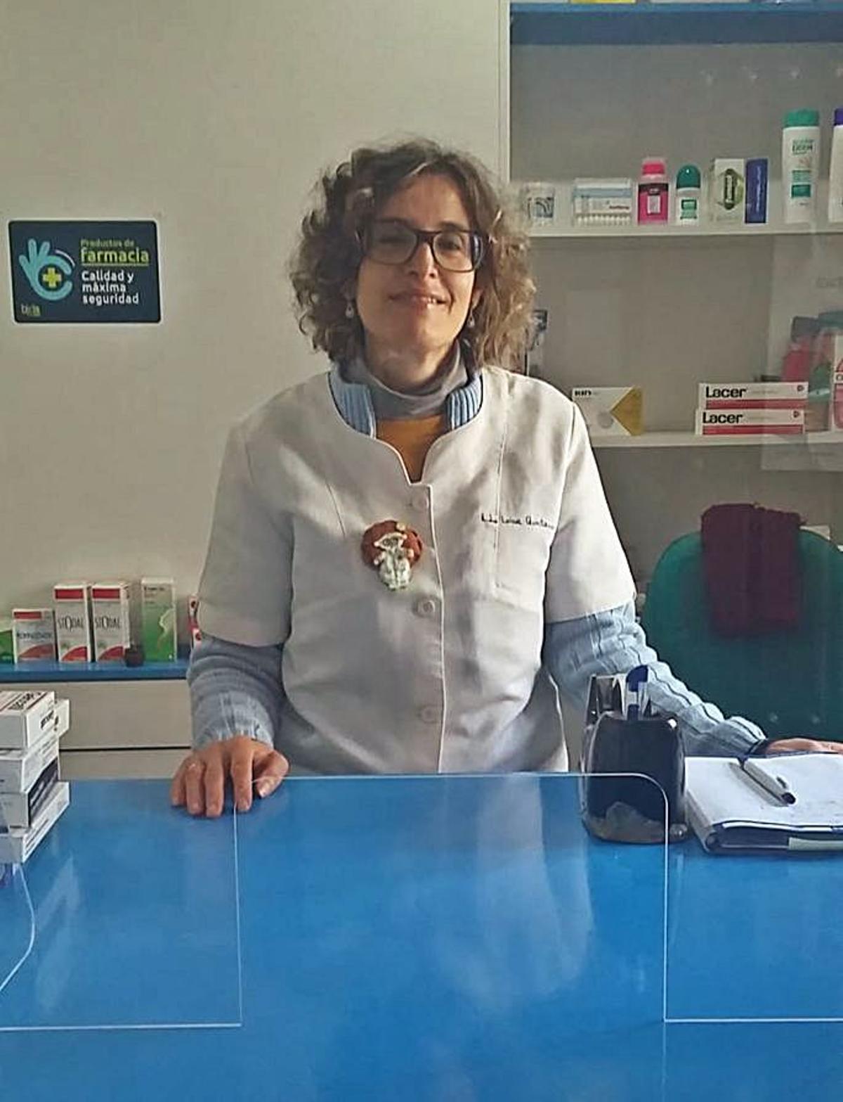 Luisa Quintana, farmacéutica de Alfarnatejo.