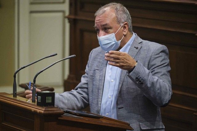 Pleno en el Parlamento de Canarias, 27/10/2021