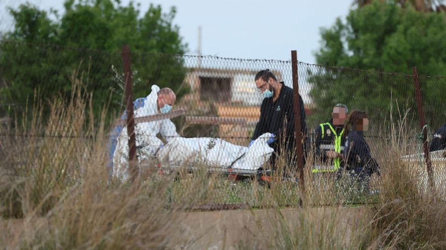 Investigan la muerte de un hombre en el incendio de la caseta de obra donde vivía en Torrent