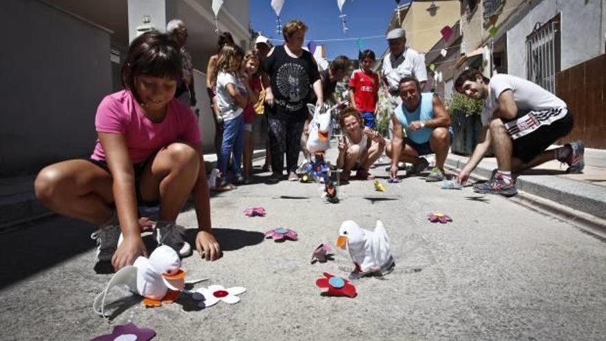 Batoy viste de color sus calles con motivo de las fiestas