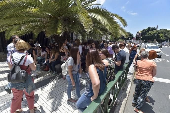 24-06-2019 LAS PALMAS DE GRAN CANARIA. Oposiciones Educación. Pruebas de acceso al cuerpo de maestros en la modalidad de Primaria, en los institutos de la calle Tomás Morales  | 24/06/2019 | Fotógrafo: Andrés Cruz