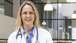 La doctora Clara Montagut, a l’Hospital del Mar de Barcelona. | MACARENA PÉREZ