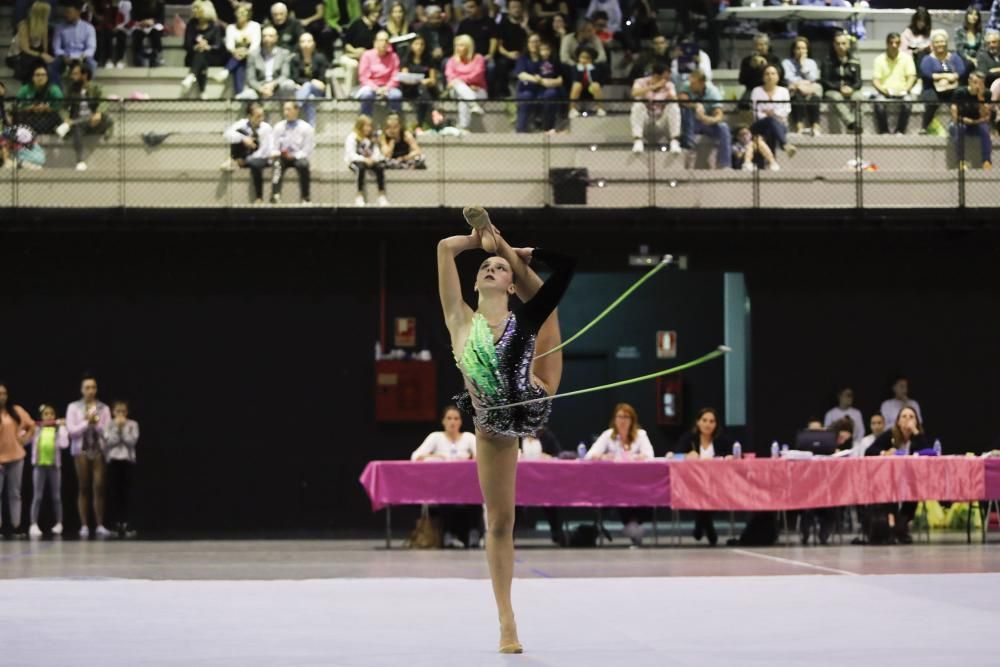 Torneo de gimnasia rítmica en el Corredoria Arena