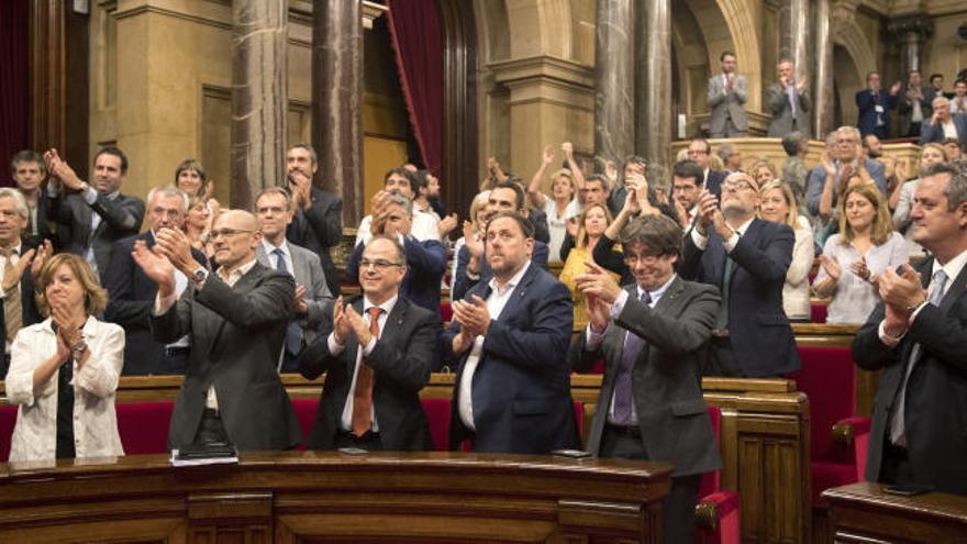 Junts pel Sí y la CUP vuelven a imponer su mayoría y aprueban la Ley de Transitoriedad