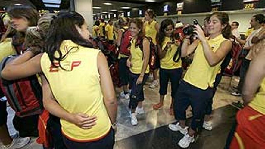Llegan a Pekín los primeros atletas del equipo español