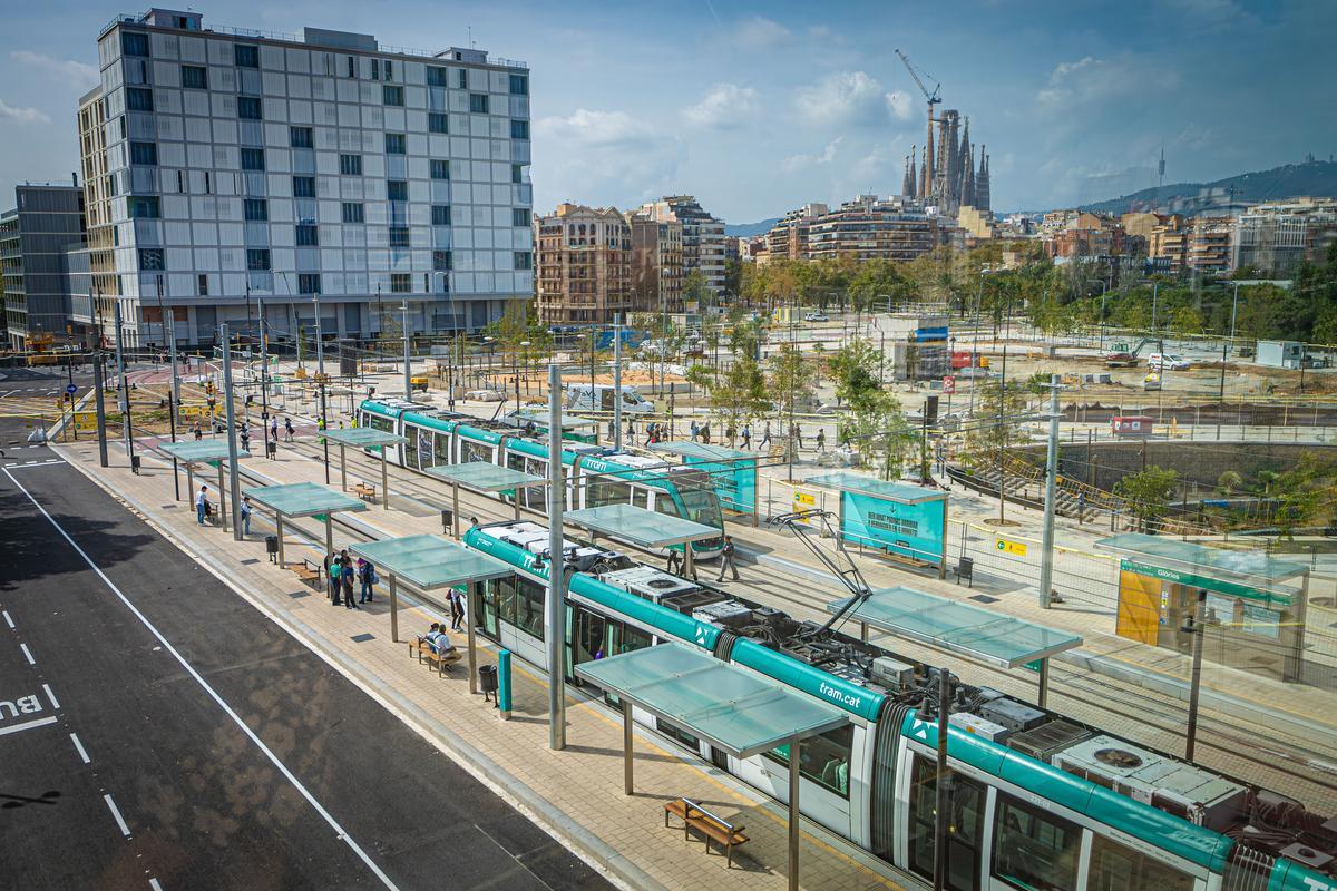 La plaça de les Glòries entra en la recta final de la seva metamorfosi