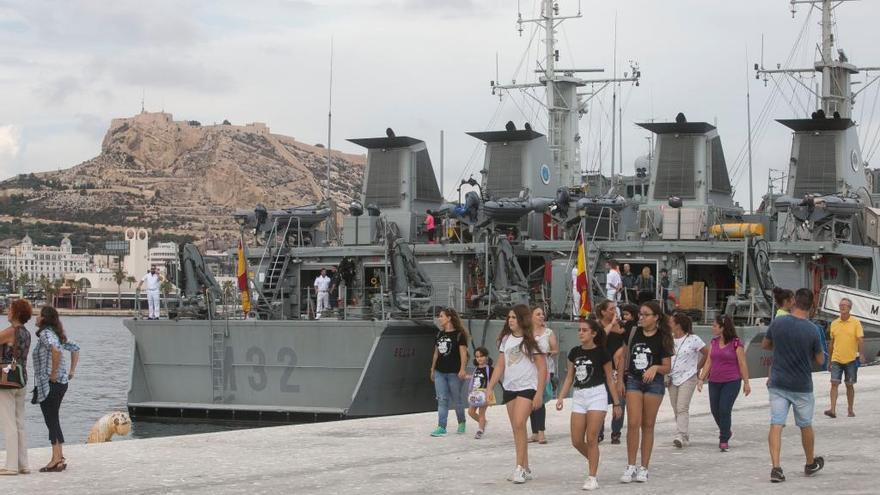 La Armada española se suma a los actos de salida de la Volvo en Alicante
