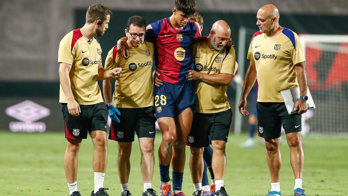 Marc Bernal se retira lesionado al acabar el Rayo-Barça de la tercera jornada.