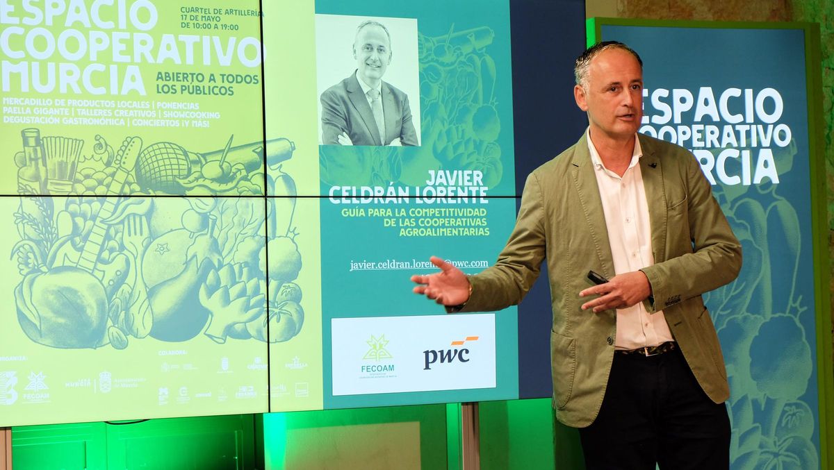 Javier Celdrán, de PwC España, presentó una guía para que las cooperativas mejoren márgenes y rentabilidad.