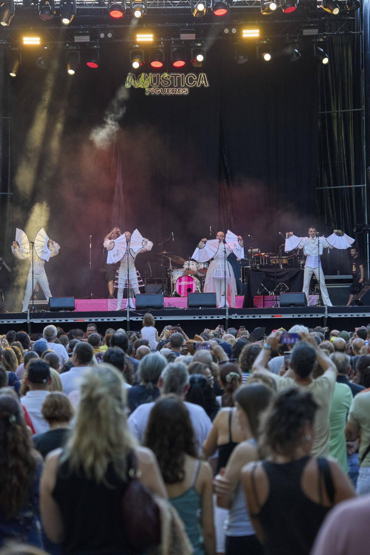 Les imatges del concert de Locomia al Festival Acústica