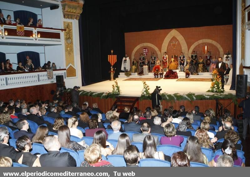 GALERÍA DE FOTOS - Proclamación de Na Violant en el Teatro