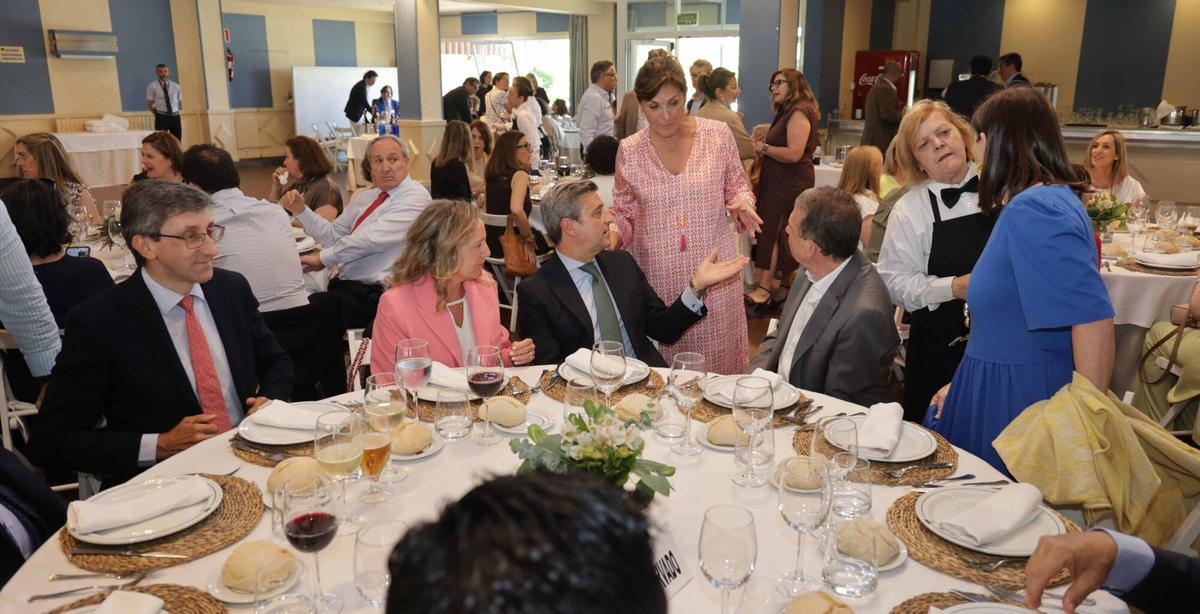 La calurosa despedida a Germán Serrano, el eterno juez decano de Vigo