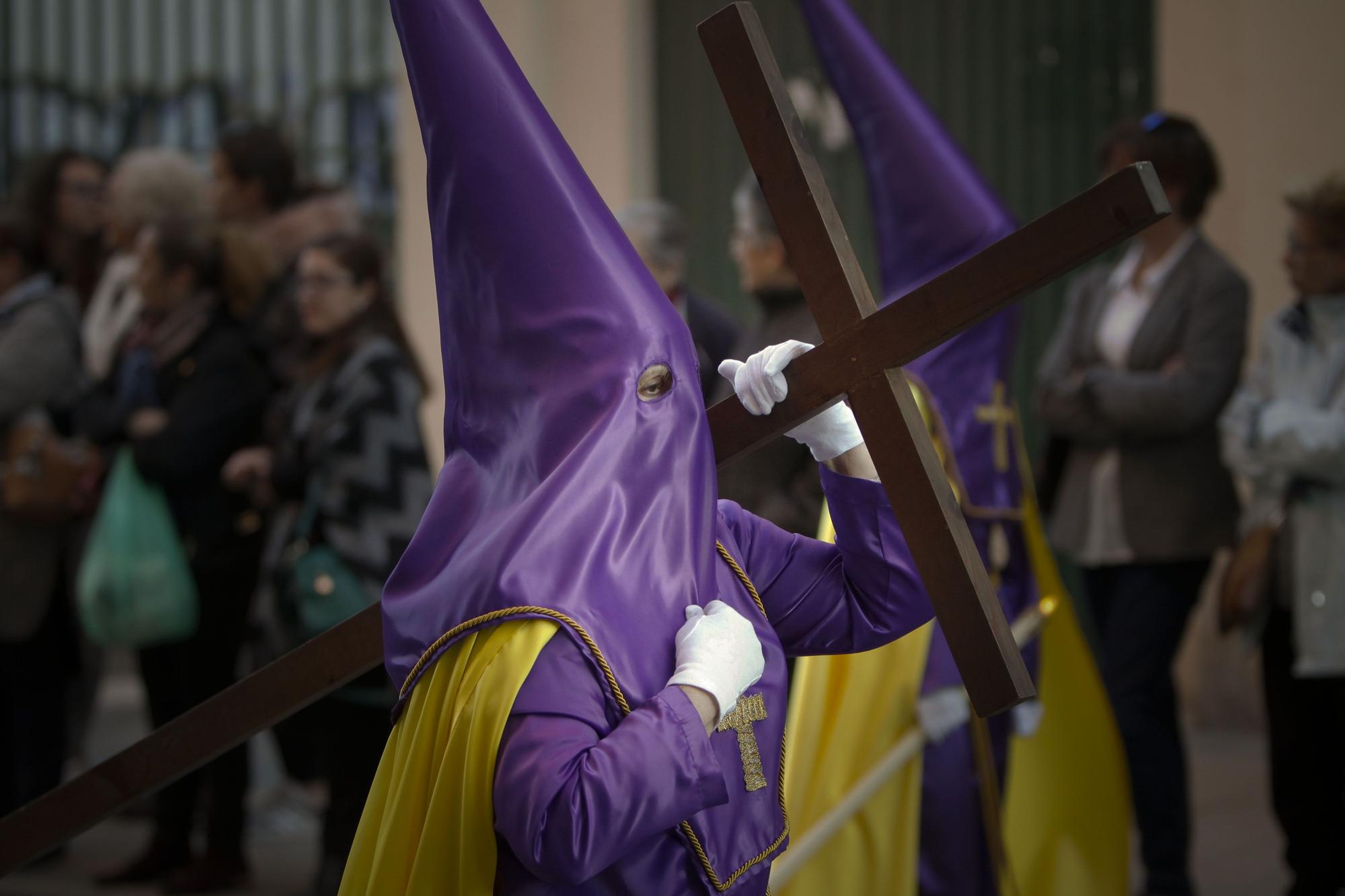 Las imágenes de las últimas procesiones de Viernes Santo en el Port de Sagunt.