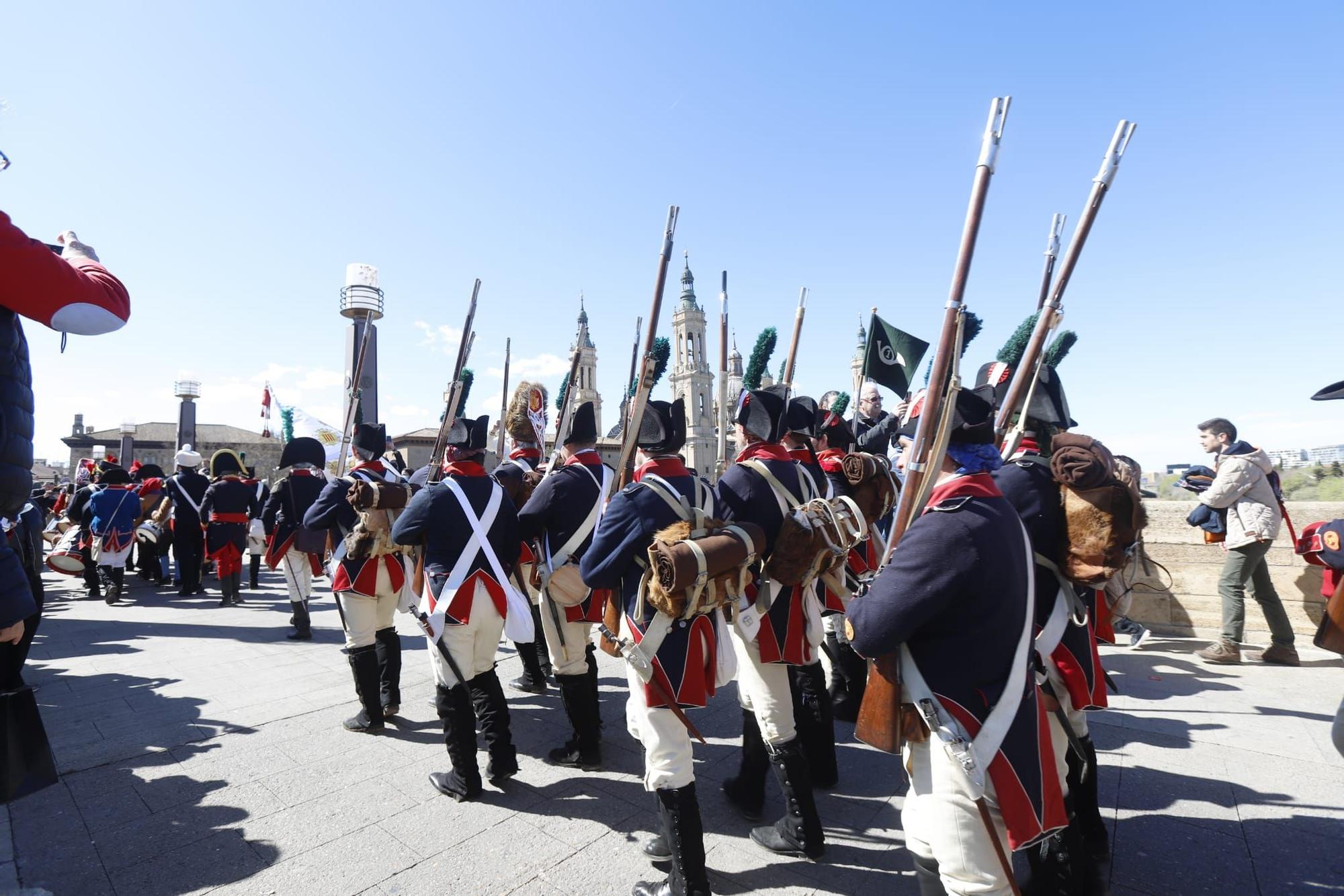 Desfile de las tropas de la recreación de los Sitios de Zaragoza