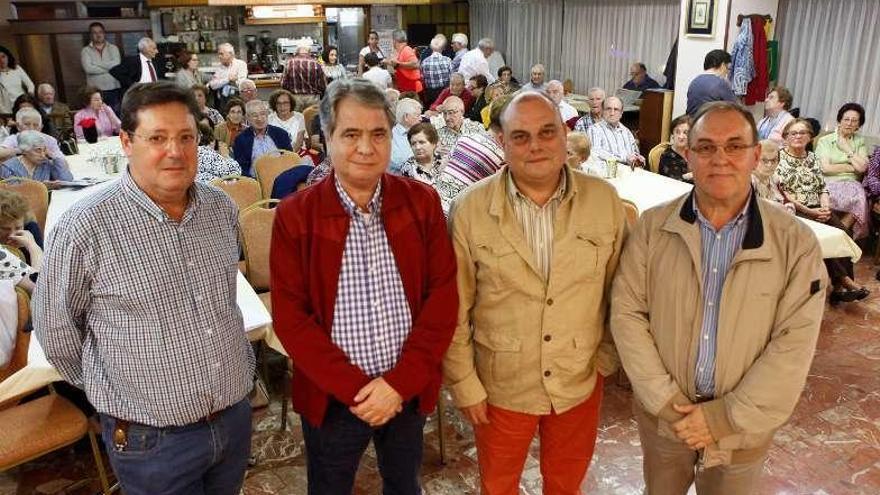 José María Ceinos pregonó las fiestas de la Casa de León en Asturias