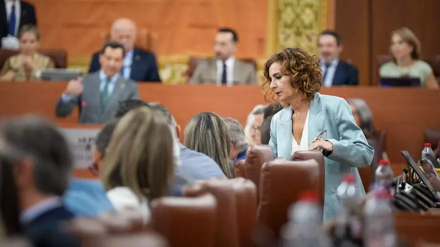 VÍDEO | Montero dice que a Moreno "le da vergüenza" el pacto con Vox porque rompe su marca de moderado