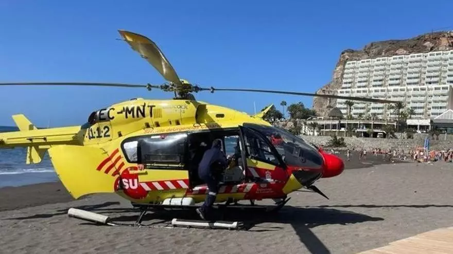 Herido un motorista de carácter grave tras sufrir una caída e impactar contra un muro en Gran Canaria
