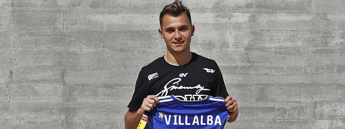 Fran Villalba se queda en el Almería y el Valencia no cobra