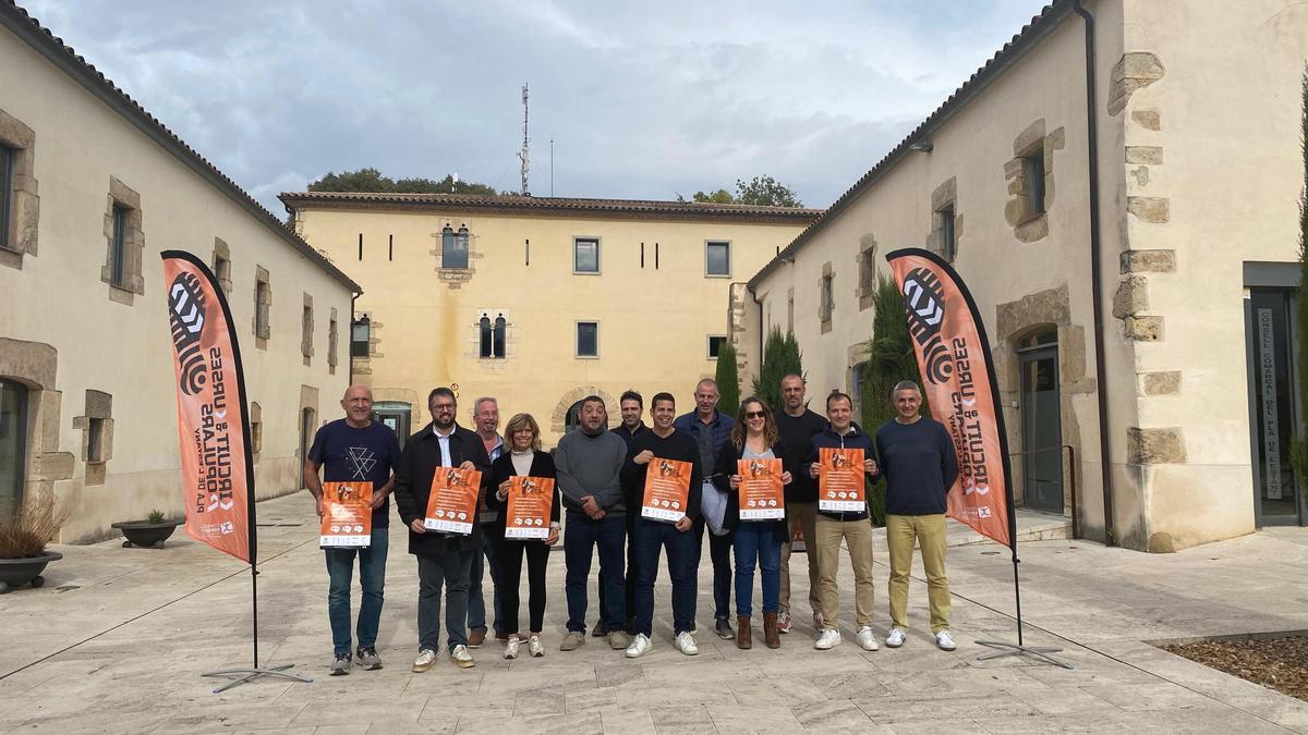Representants del Consell Comarcal i Esportiu del Pla de l’Estany i els municipis i entitats organitzadores.