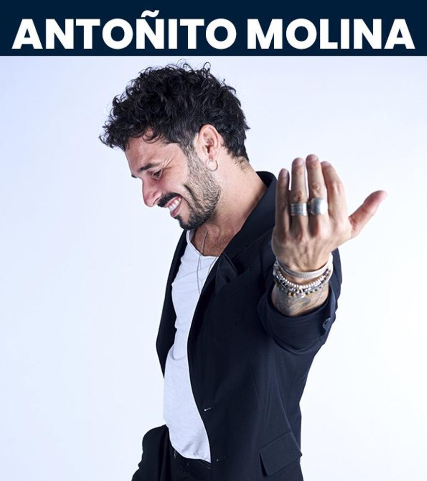 Antoñito Molina en concierto