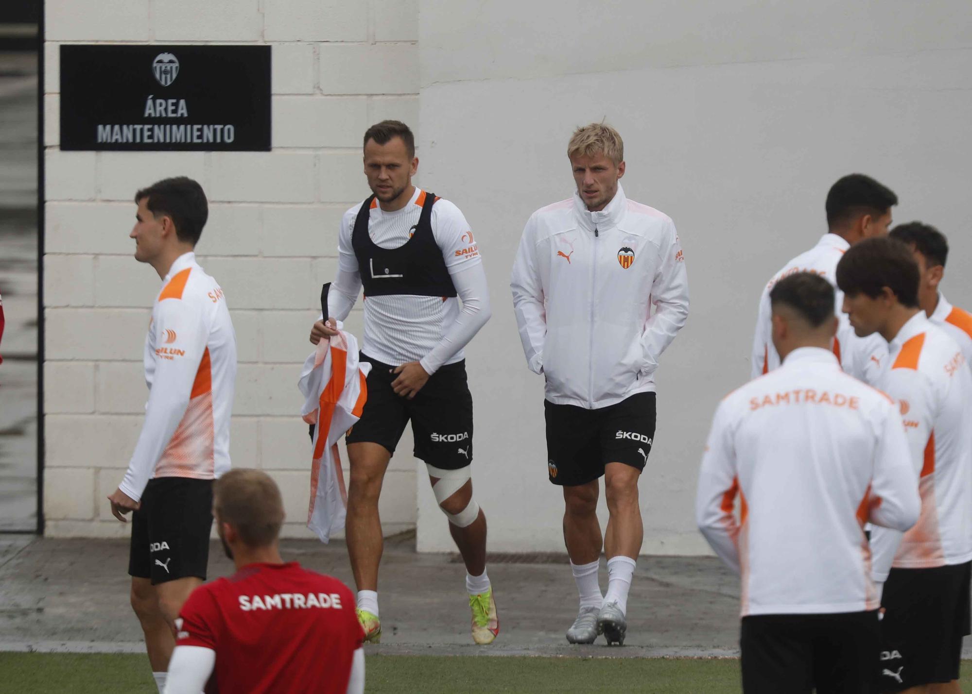 Última sesión antes del partido frente a la Real Sociedad para el Valencia