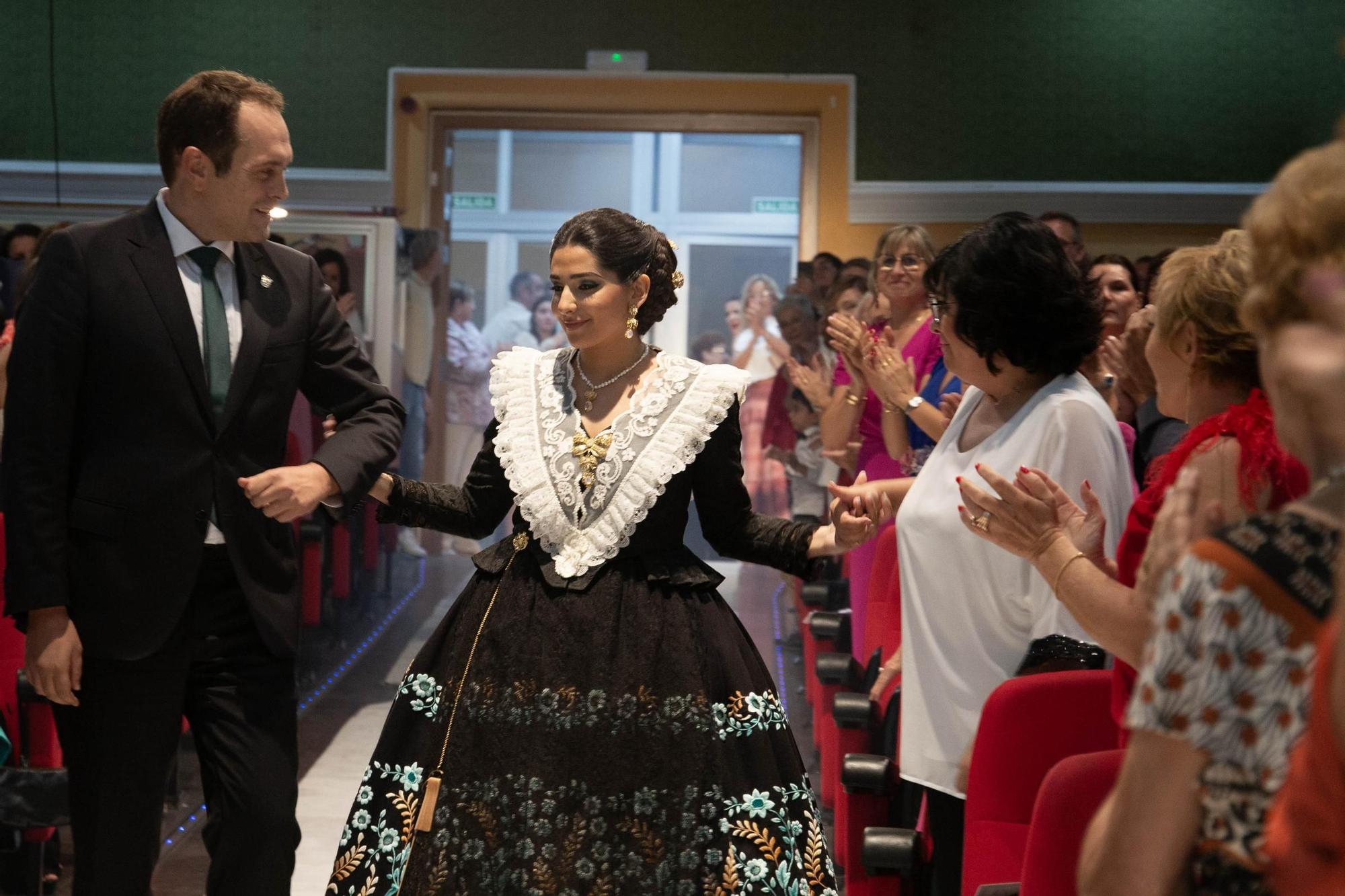 Cheste presenta a la Reina de la Vendimia de 2023 en el 50 aniversario de la fiesta