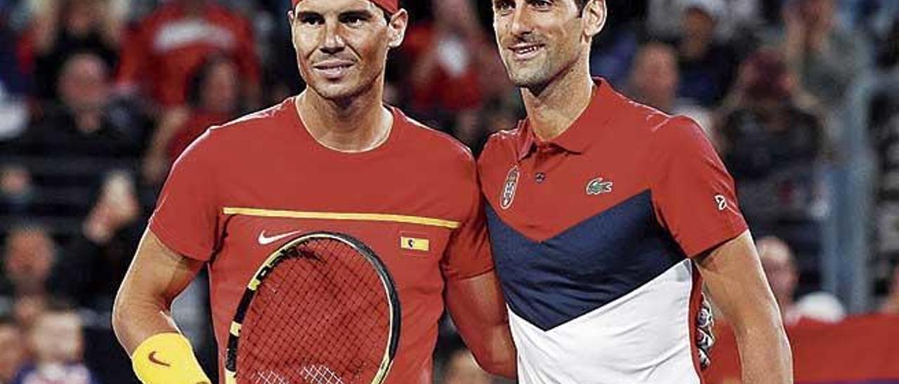 Nadal y Djokovic posan antes de disputar su 55 duelo entre ambos.