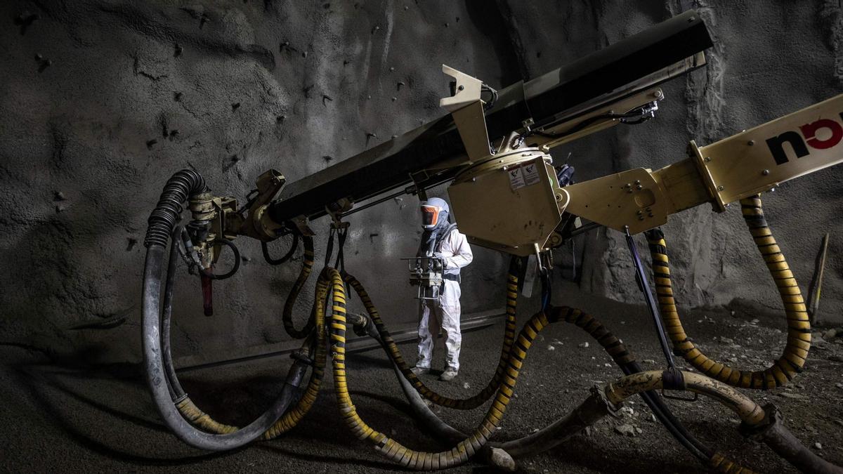 Construcción de un túnel para la línea de tren de alta velocidad TAV entre Lyon y Turín, en Chiomonte, noroeste de Italia, el 18 de enero de 2023.