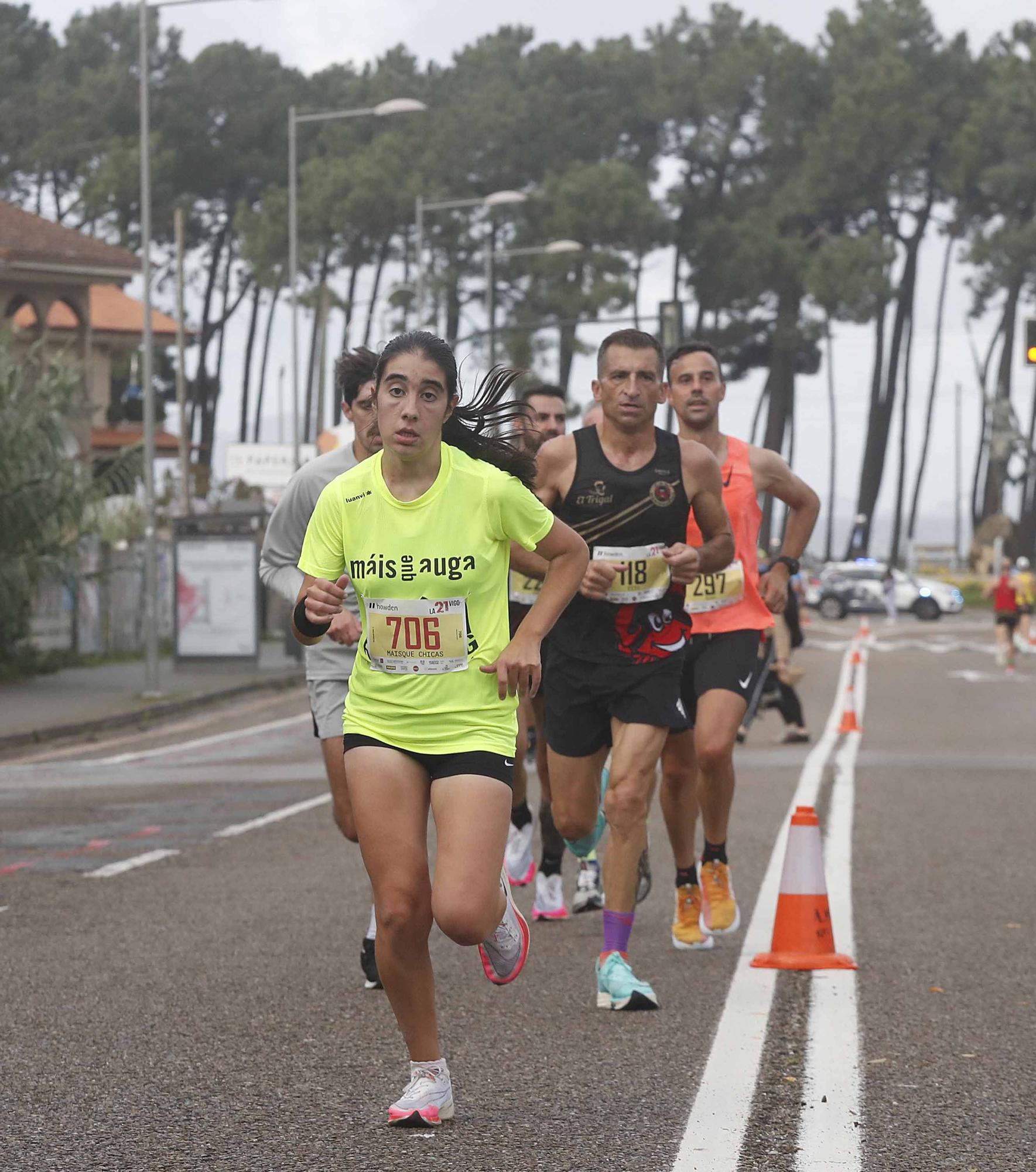 Saad Slimani y Esther Valiño conquistan la Medio Maratón de Vigo