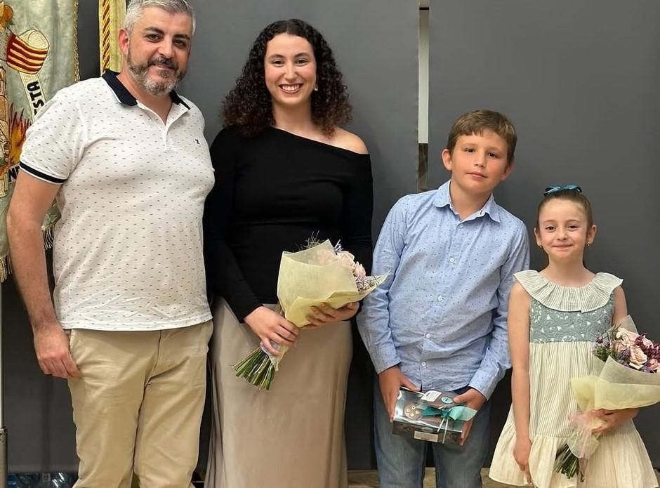 Poeta Emilio Baro-Enrique Ginesta. FM. Irene Mariscal Puchades. PI. Joan Morte Sánchez. FMI. Abril Duro Tierno