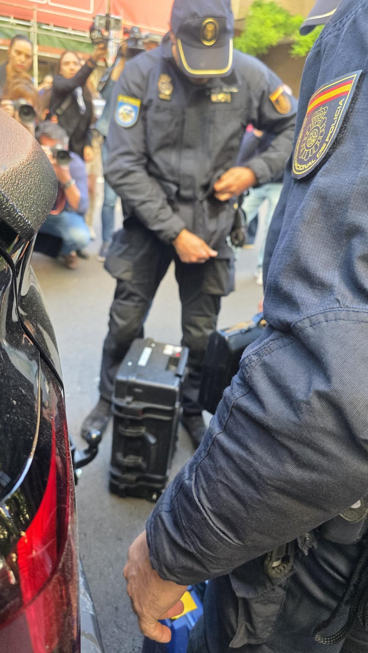 Registros de la UDEF en la oficina de Zapatero.