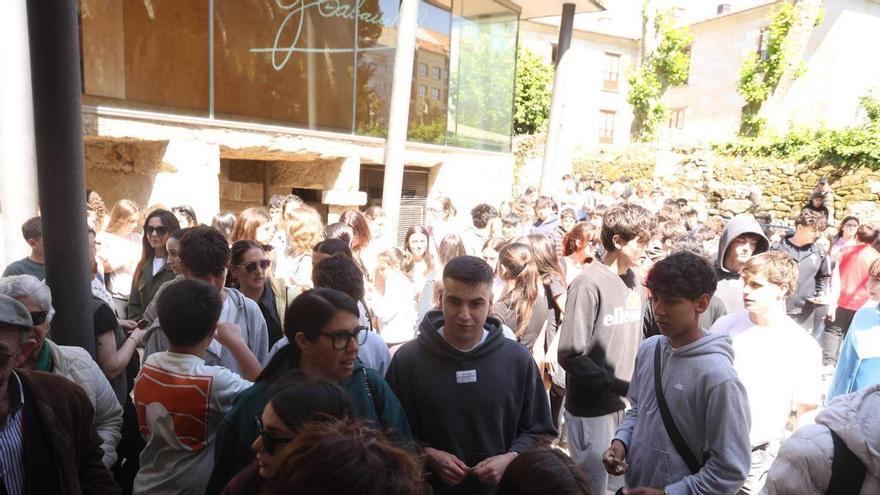 Entradas para Luar La L para las mejores notas de la ABAU